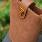 Lexi Suede Bag in Caramel